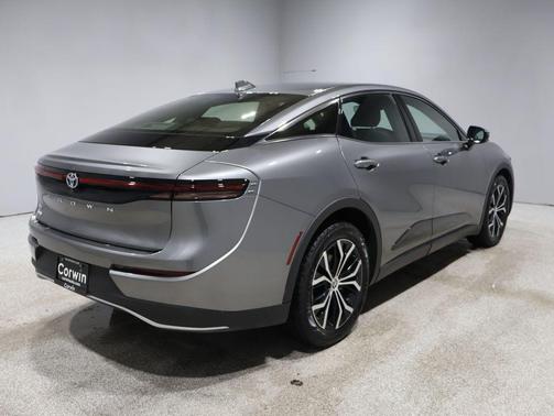 2023 Toyota Crown XLE