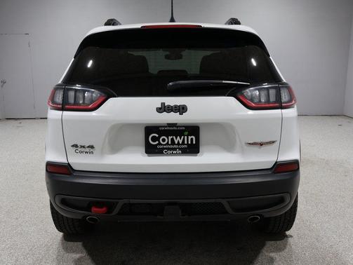 2022 Jeep Cherokee Trailhawk