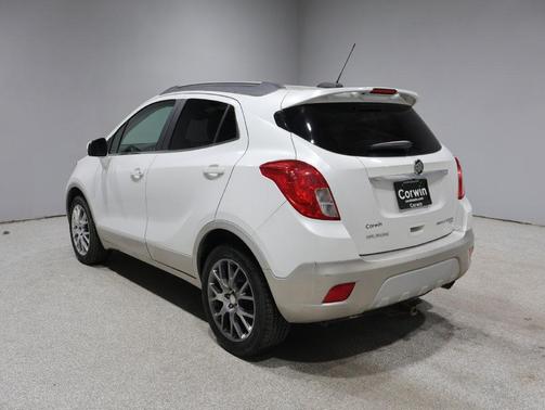 White Pearl Tricoat 2016 Buick Encore Sport Touring