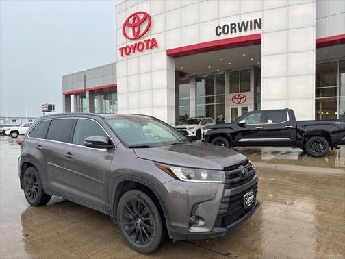 2019 Toyota Highlander SE