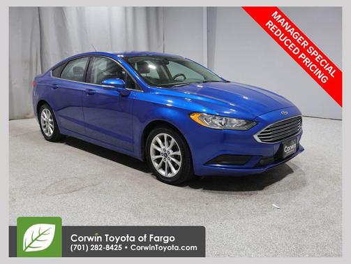 Lightning Blue 2017 Ford Fusion SE