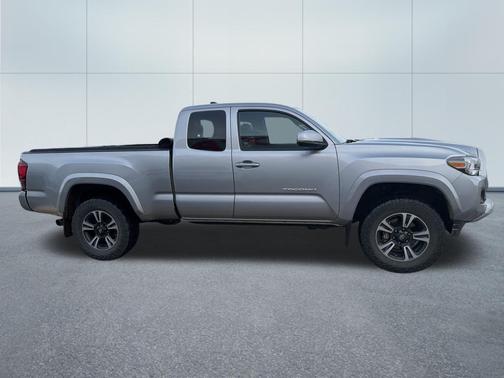 2018 Toyota Tacoma TRD Sport