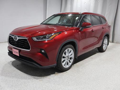 2022 Toyota Highlander Limited
