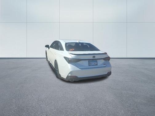 Wind Chill Pearl 2020 Toyota Avalon TRD