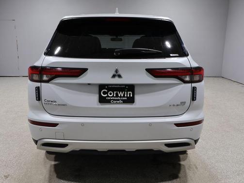 2024 Mitsubishi Outlander PHEV SE S-AWC