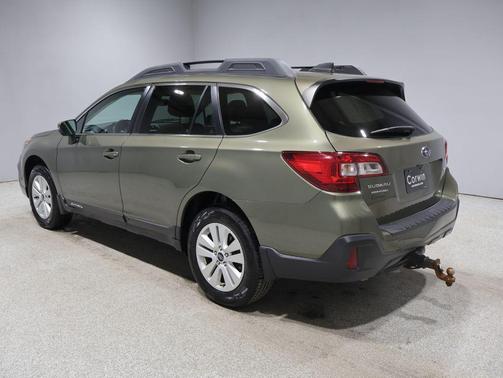 Wilderness Green Metallic 2018 Subaru Outback 2.5i Premium