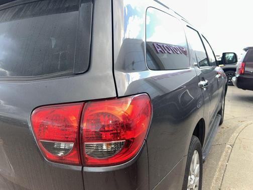 2014 Toyota Sequoia Platinum