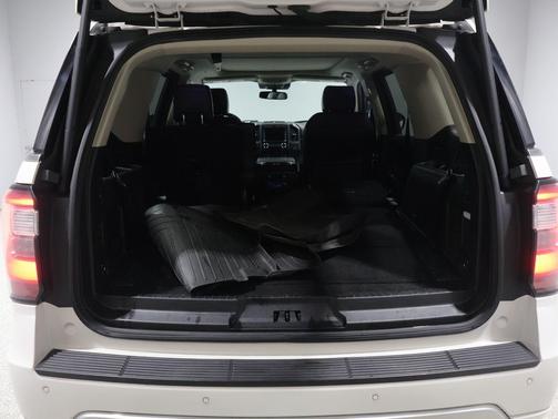 WHITE PLATINUM MET TRI-COAT 2019 Ford Expedition Platinum