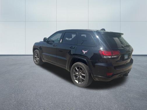 Diamond Black Crystal Pearlcoat 2021 Jeep Grand Cherokee 80th Anniversary 4x4