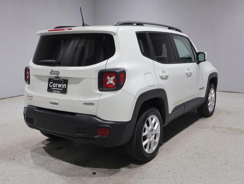 Alpine White Clearcoat 2021 Jeep Renegade Latitude