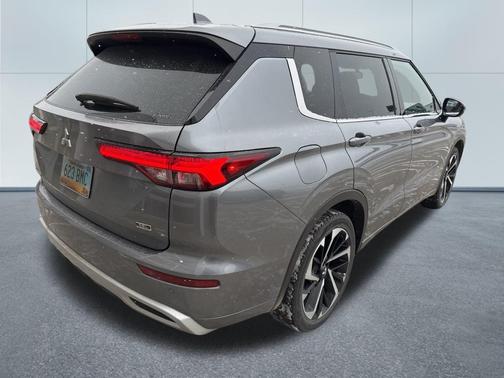 2022 Mitsubishi Outlander SEL Special Edition S-AWC