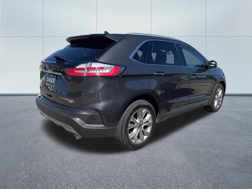 MAGNETIC METALLIC 2019 Ford Edge Titanium
