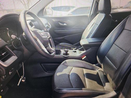 Summit White 2023 GMC Terrain SLT