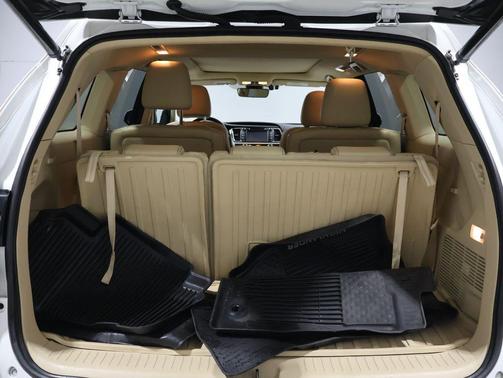 2017 Toyota Highlander Limited Platinum