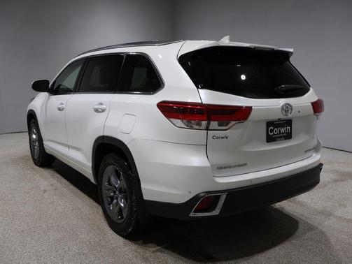 2017 Toyota Highlander Limited Platinum