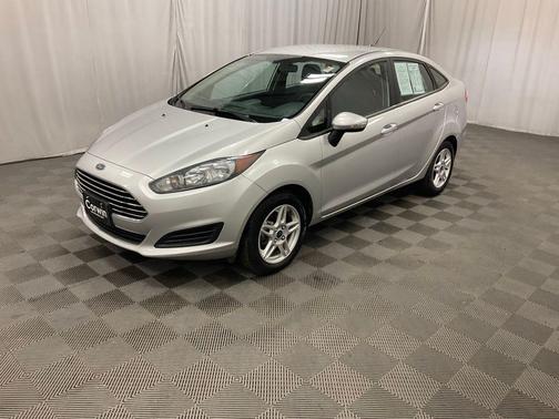INGOT SILVER 2019 Ford Fiesta SE