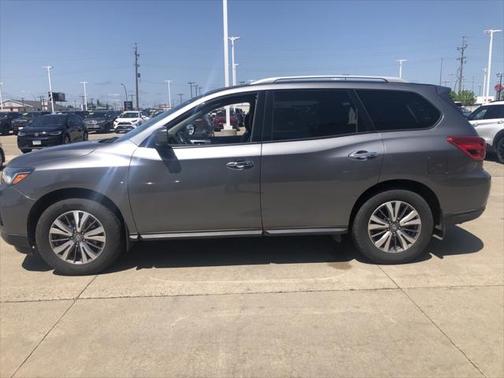 2018 Nissan Pathfinder SL