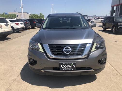 2018 Nissan Pathfinder SL