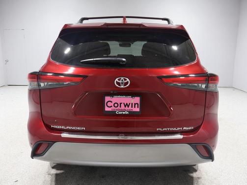 2023 Toyota Highlander Platinum