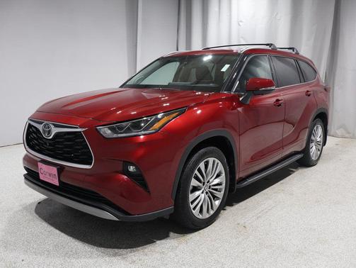 2023 Toyota Highlander Platinum
