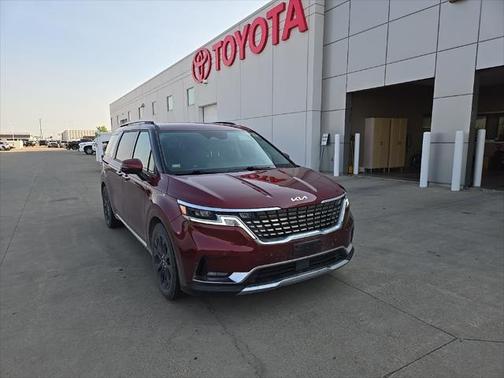 2022 Kia Carnival SX