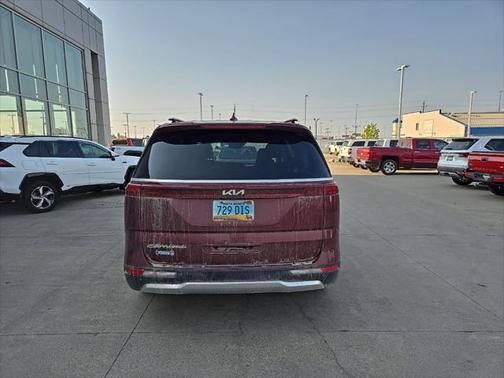 2022 Kia Carnival SX