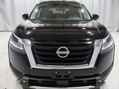 2022 Nissan Pathfinder Platinum 4WD
