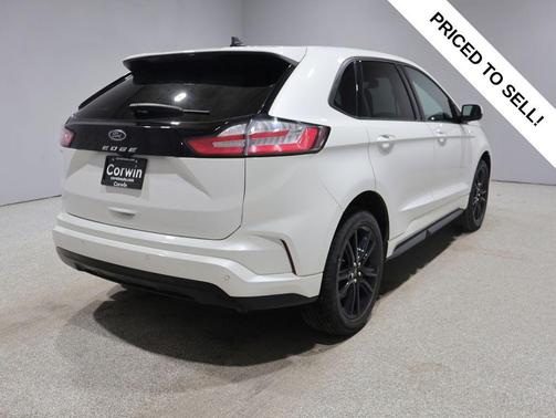 STAR WHITE 2024 Ford Edge ST Line