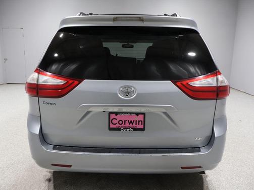 2015 Toyota Sienna LE