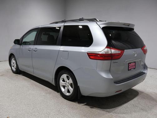 2015 Toyota Sienna LE