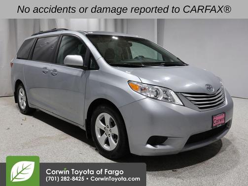 2015 Toyota Sienna LE