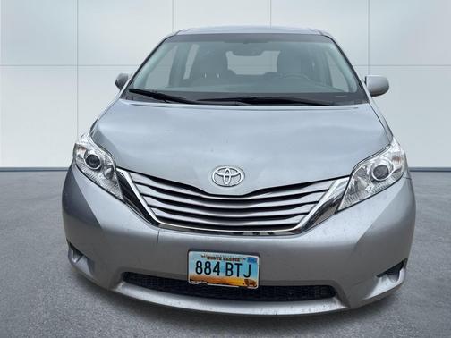 2015 Toyota Sienna LE