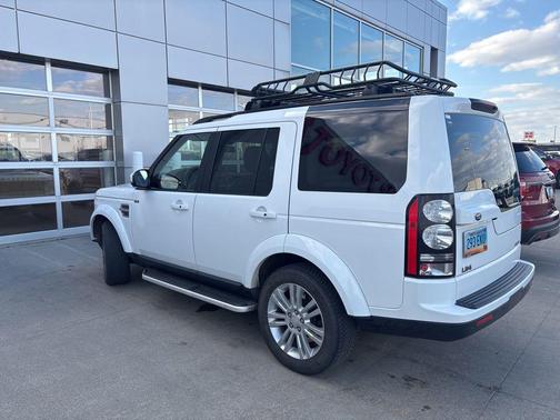 White 2016 Land Rover LR4 Base