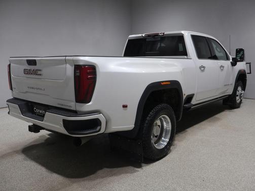 White Frost Tricoat 2024 GMC Sierra 3500 Denali