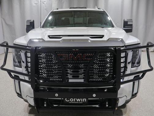 White Frost Tricoat 2024 GMC Sierra 3500 Denali