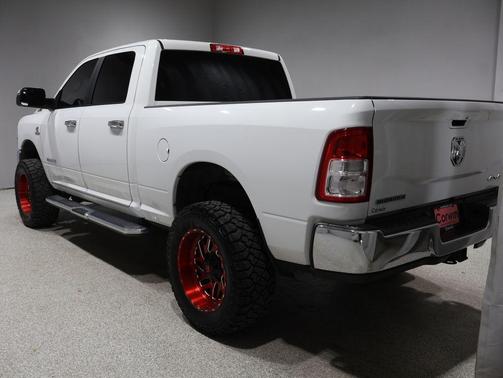 2022 RAM 2500 Big Horn Crew Cab 4x4 6'4' Box