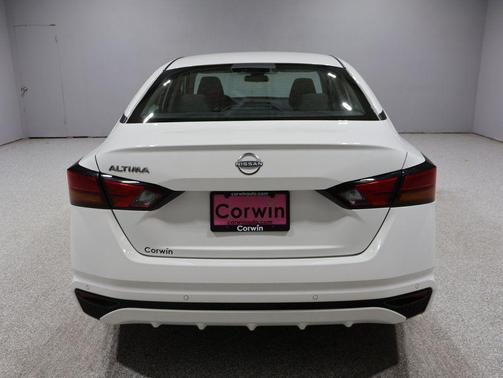 2024 Nissan Altima S FWD