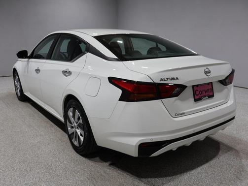 2024 Nissan Altima S FWD
