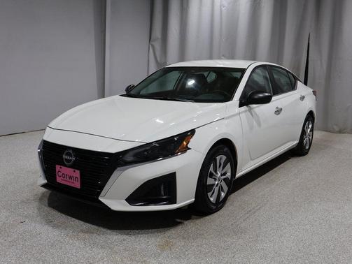 2024 Nissan Altima S FWD