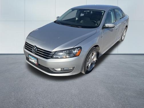 2015 Volkswagen Passat 1.8T Limited Edition