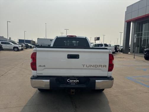 2014 Toyota Tundra SR5