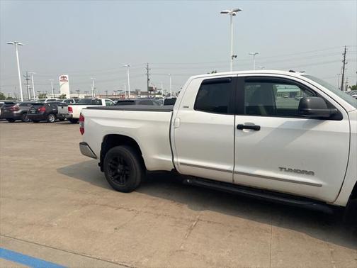 2014 Toyota Tundra SR5