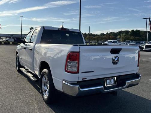 2023 RAM 1500 Big Horn Quad Cab 4x2 64' Box