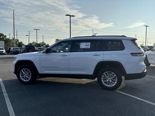 2025 Jeep Grand Cherokee L Laredo X 4x2