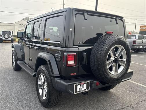 2022 Jeep Wrangler Unlimited Sahara 4x4
