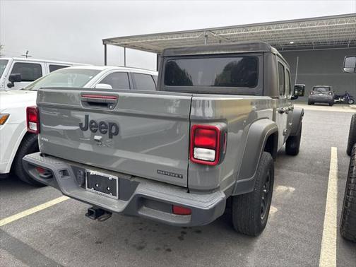 2020 Jeep Gladiator Sport