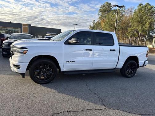 2023 RAM 1500 Laramie Crew Cab 4x4 57' Box