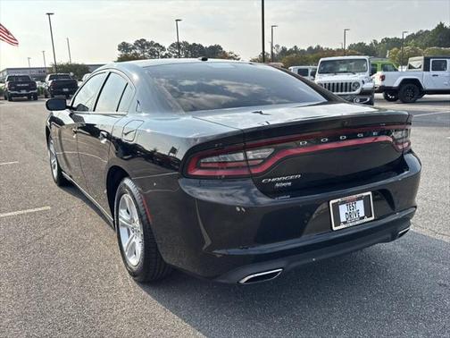2021 Dodge Charger SXT RWD