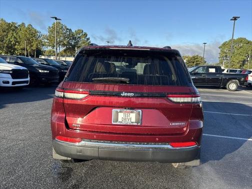 2022 Jeep Grand Cherokee Limited 4x2
