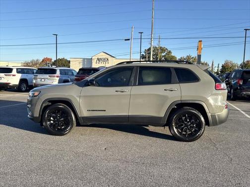 2023 Jeep Cherokee Altitude Lux 4x4